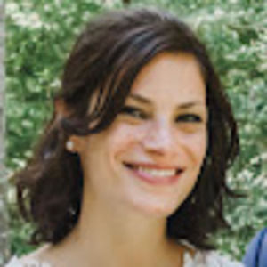 Meet your Posher, Lara